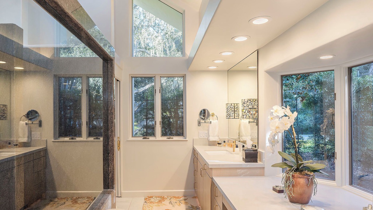 Photo of Bathroom in Jacks Peak
