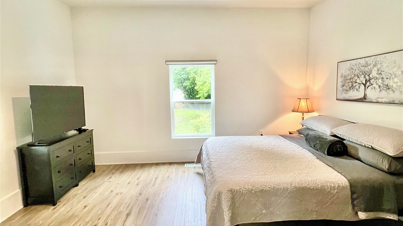 Photo of Bedroom in Clanton