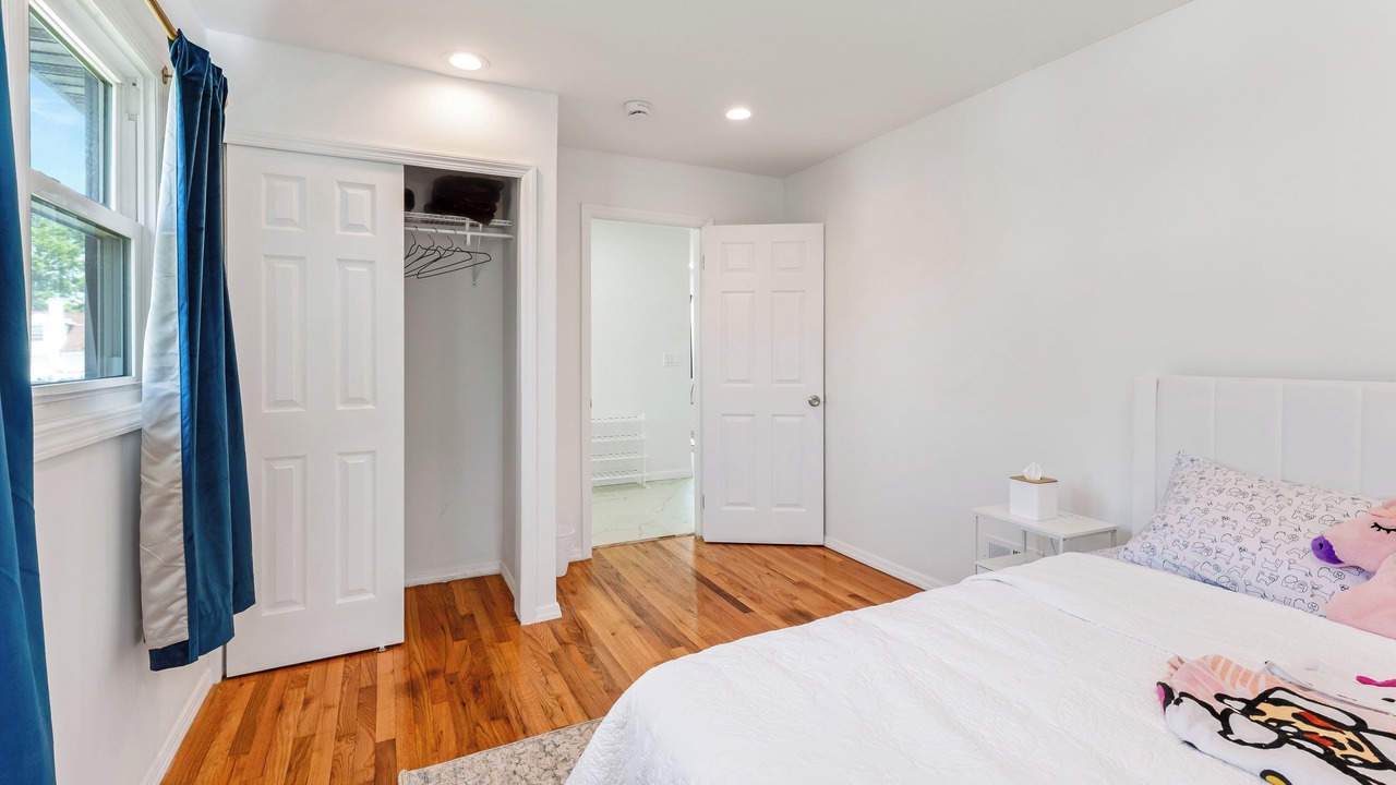 Photo of Bedroom in Little Ferry