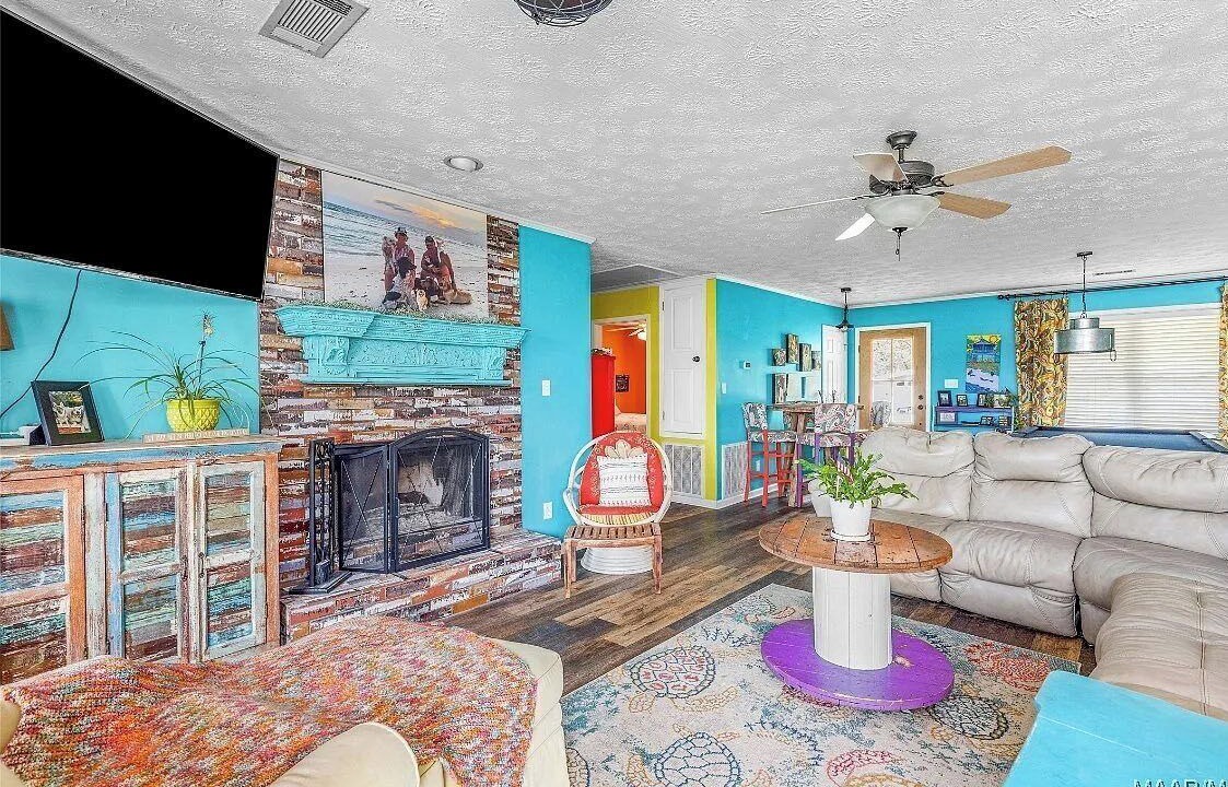 Photo of Livingroom in Titus
