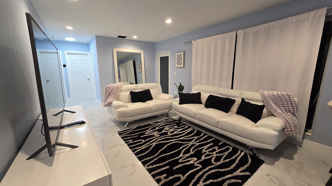 Photo of Livingroom in West Park