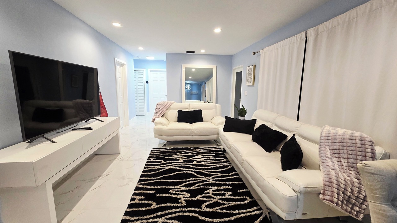 Photo of Livingroom in West Park