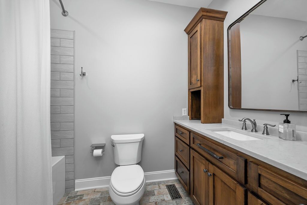 Photo of Bathroom in Double Springs