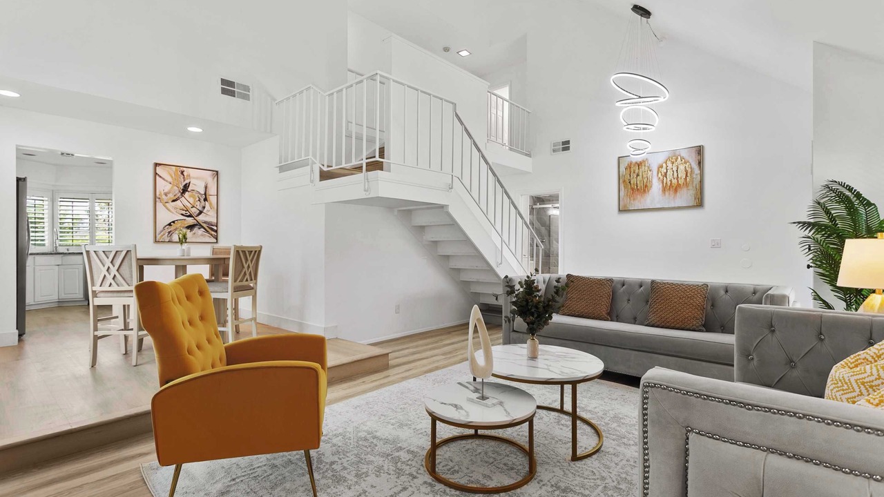 Photo of Livingroom in Lake Forest