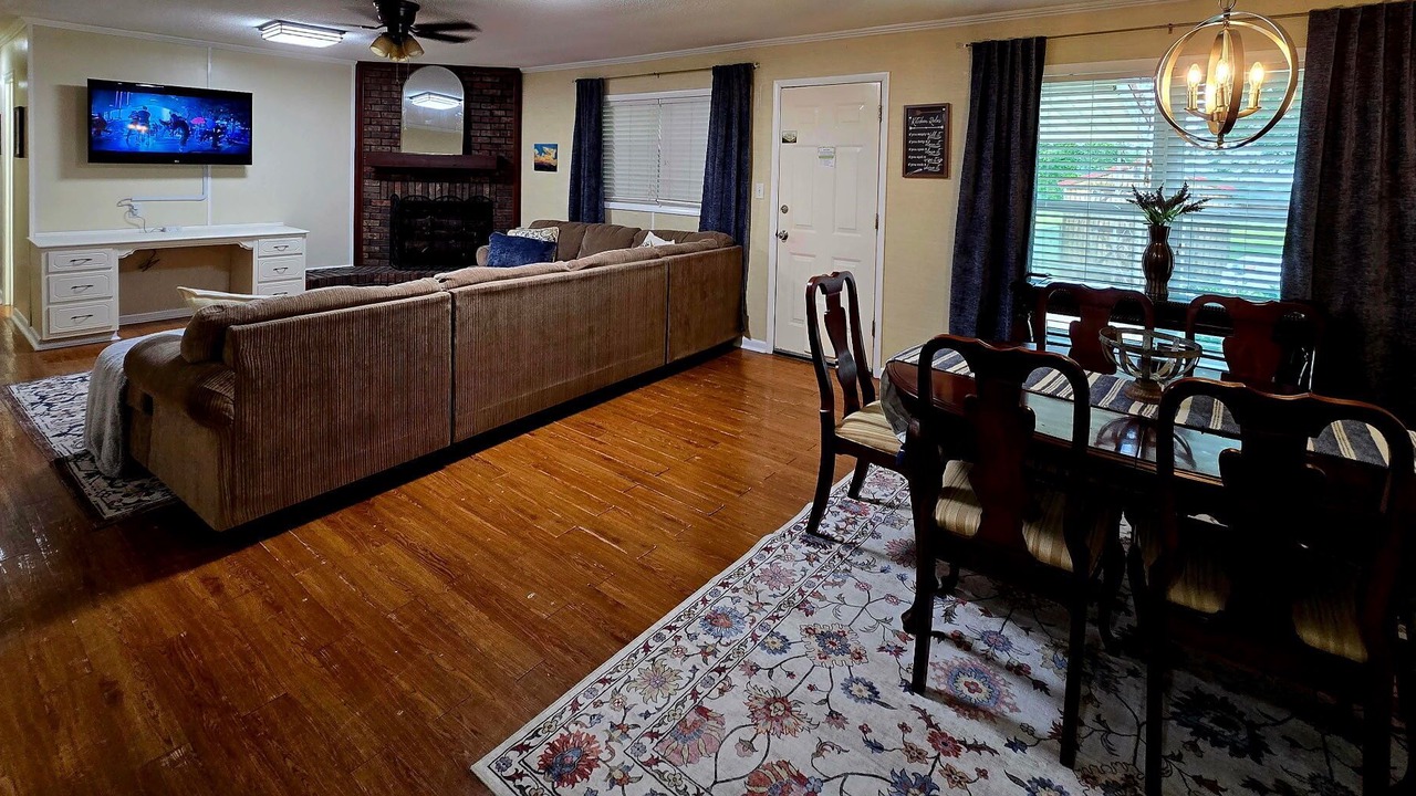 Photo of Livingroom in Pansey