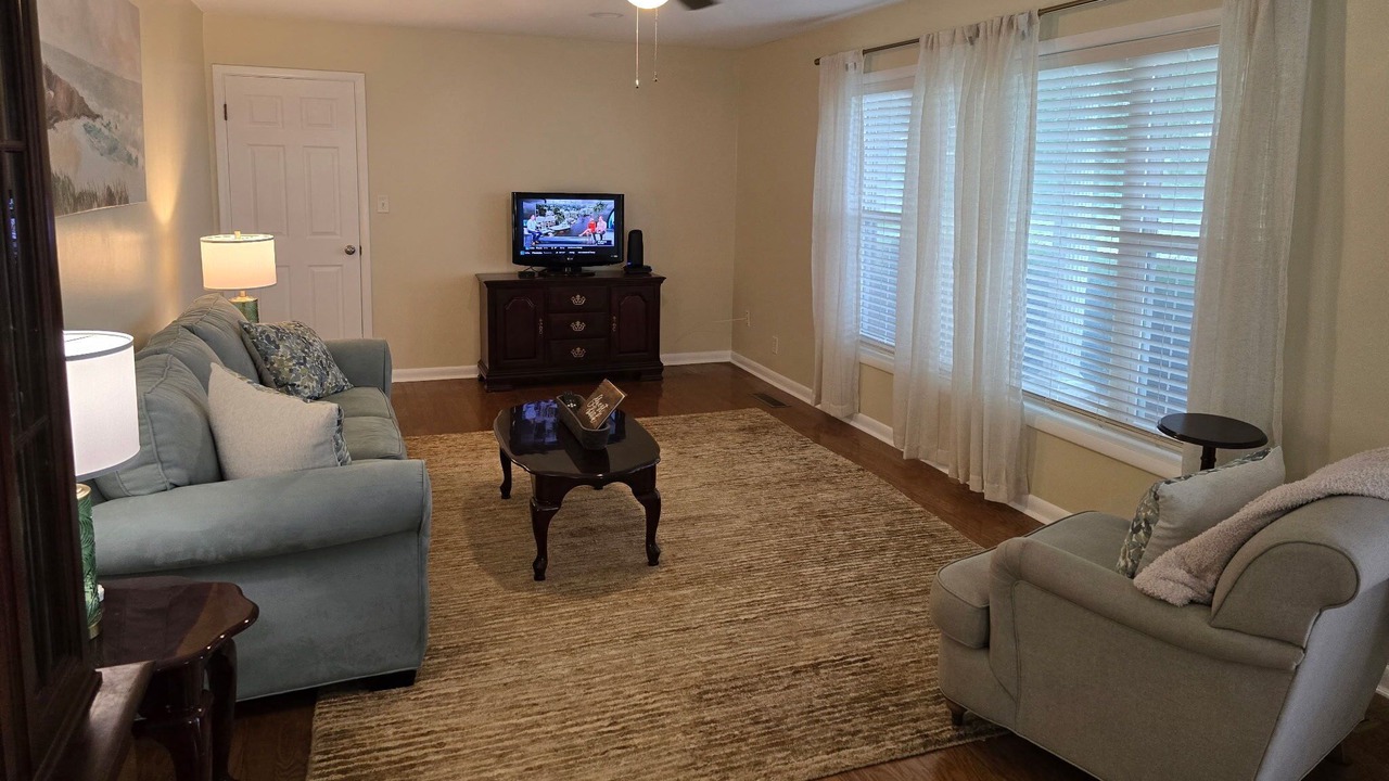 Photo of Livingroom in Pansey