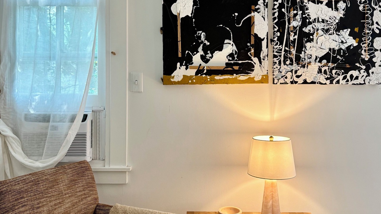 Photo of Livingroom in Salisbury