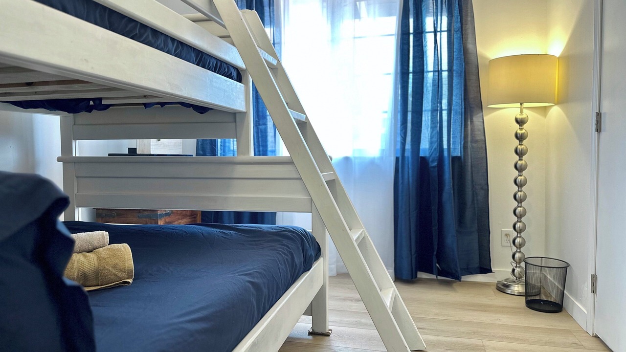 Photo of Bedroom in Santa Ana