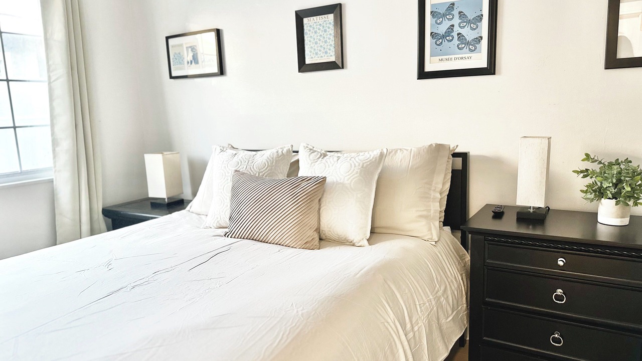Photo of Bedroom in Santa Ana