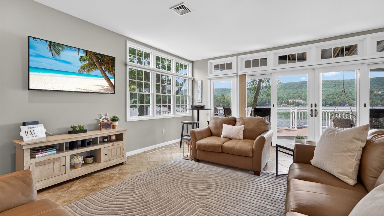 Photo of Livingroom in Hewitt