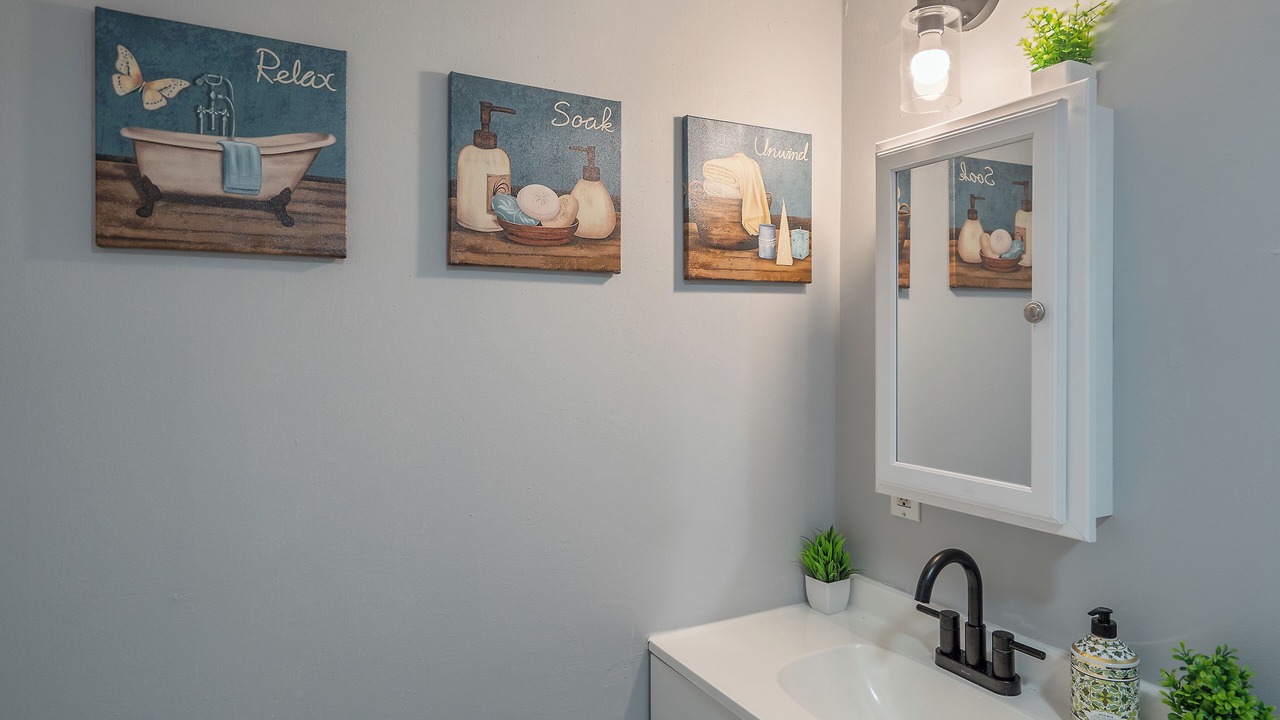 Photo of Bathroom in Lakefront