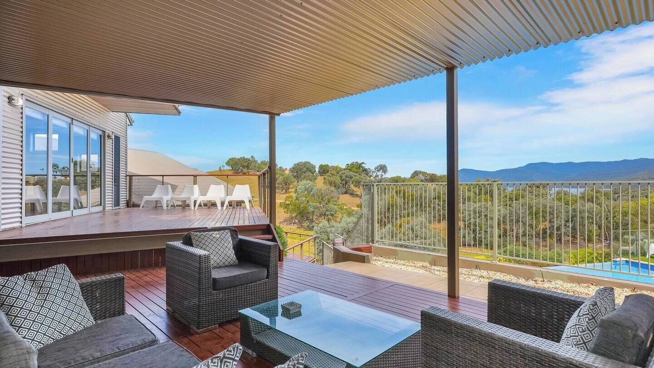 Photo of Patio Balcony in Mountain Bay