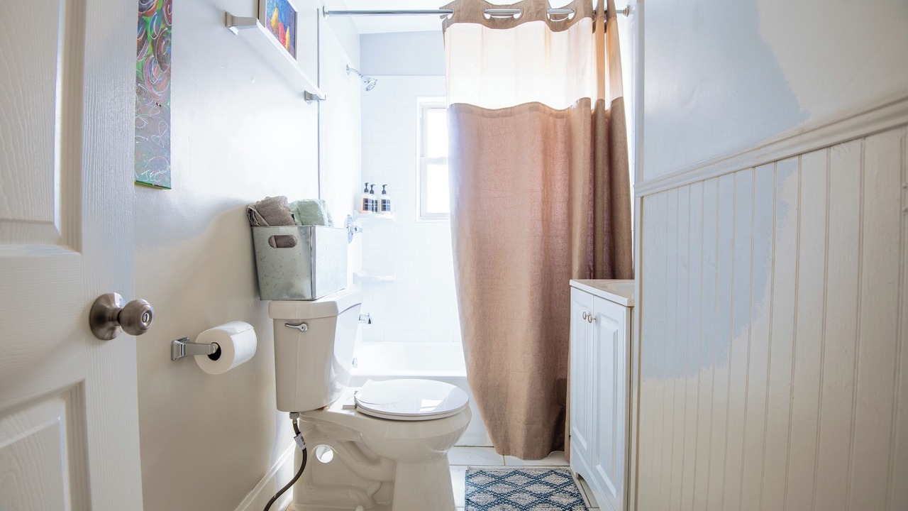 Photo of Bathroom in Forest Park