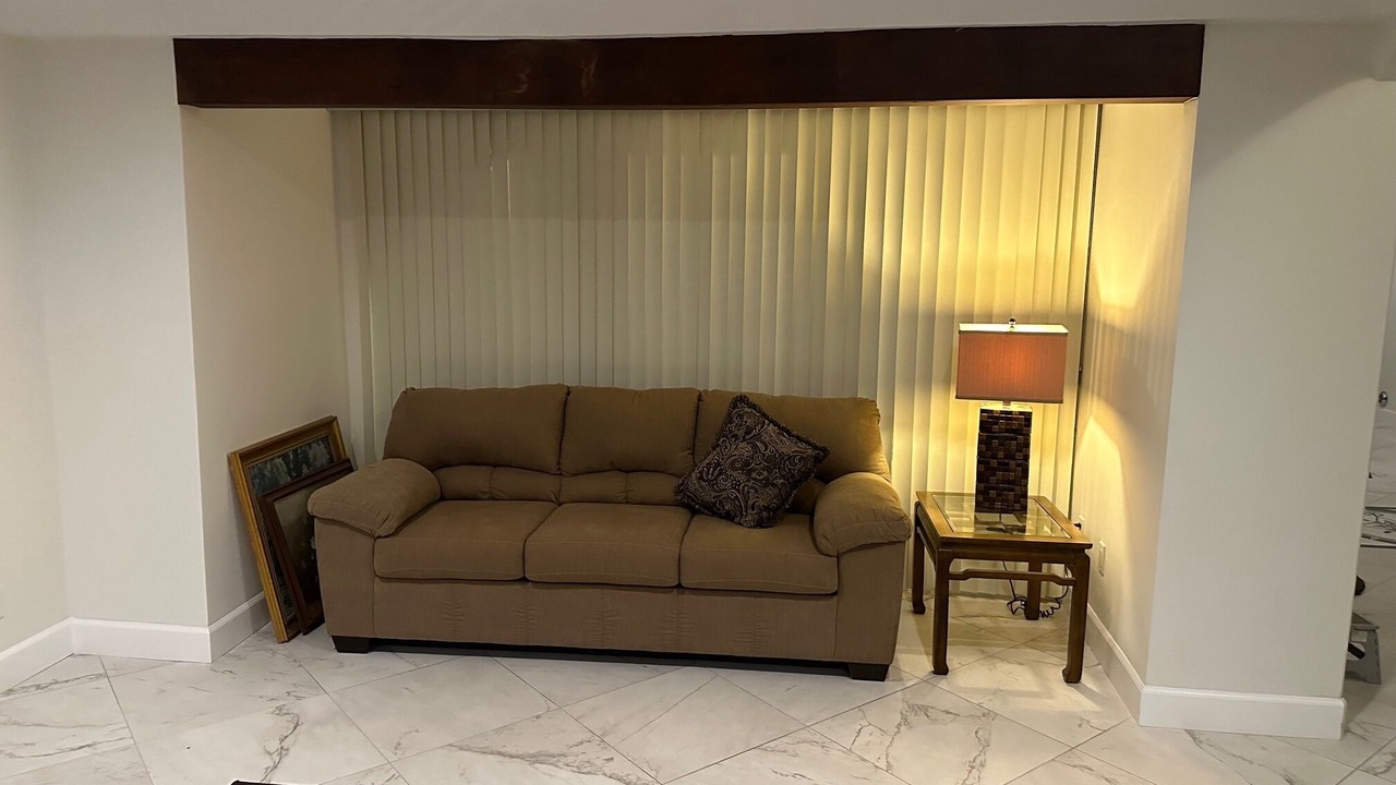 Photo of Livingroom in Los Cerritos