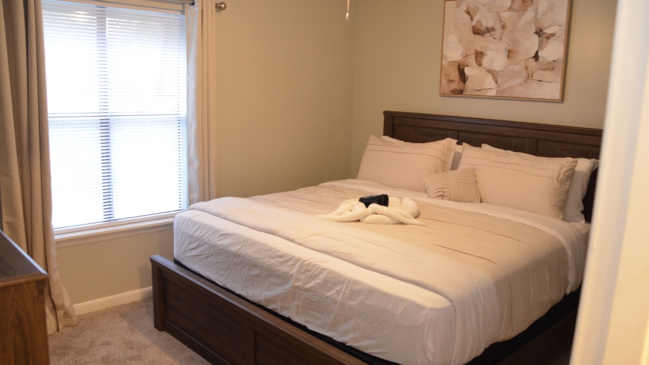 Photo of Bedroom in Daleville
