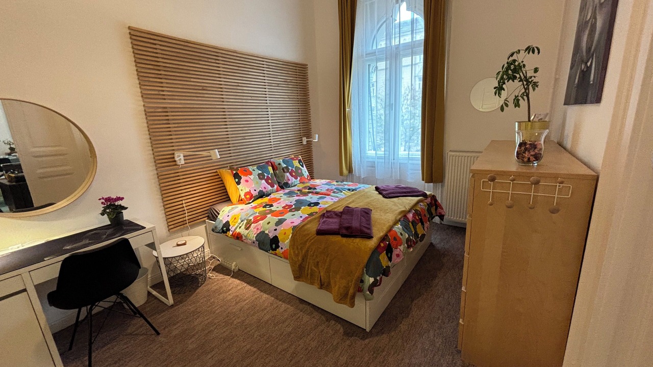 Photo of Bedroom in Palace District