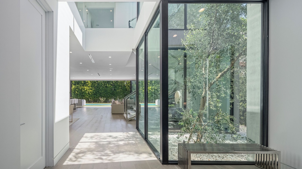 Photo of Bedroom in Los Angeles