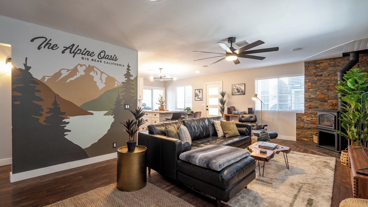 Photo of Livingroom in Big Bear City