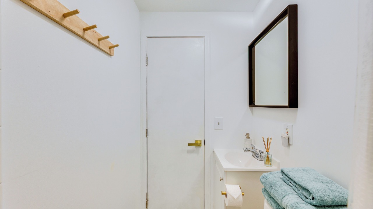 Photo of Bathroom in Los Angeles