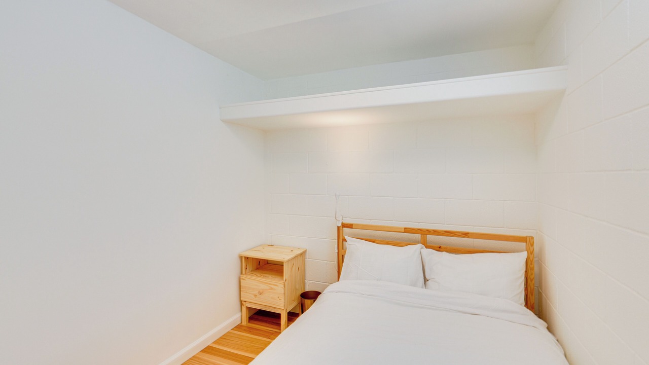 Photo of Bedroom in Los Angeles