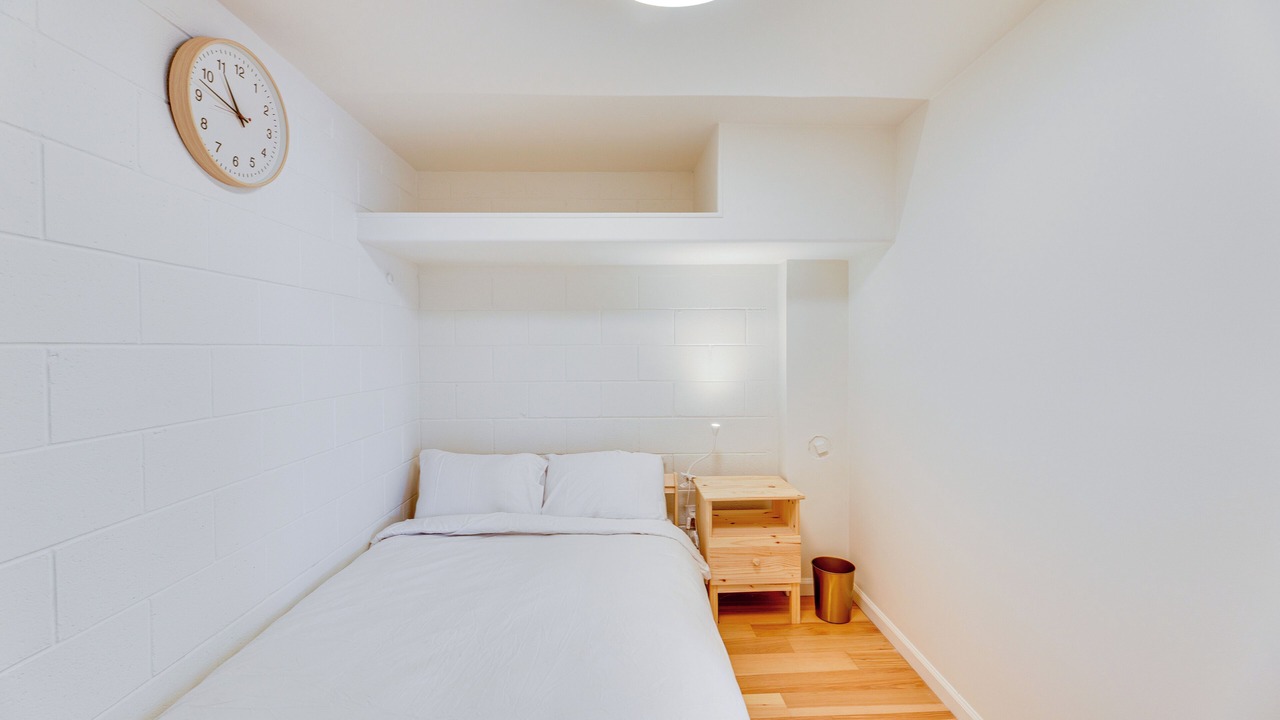 Photo of Bedroom in Los Angeles