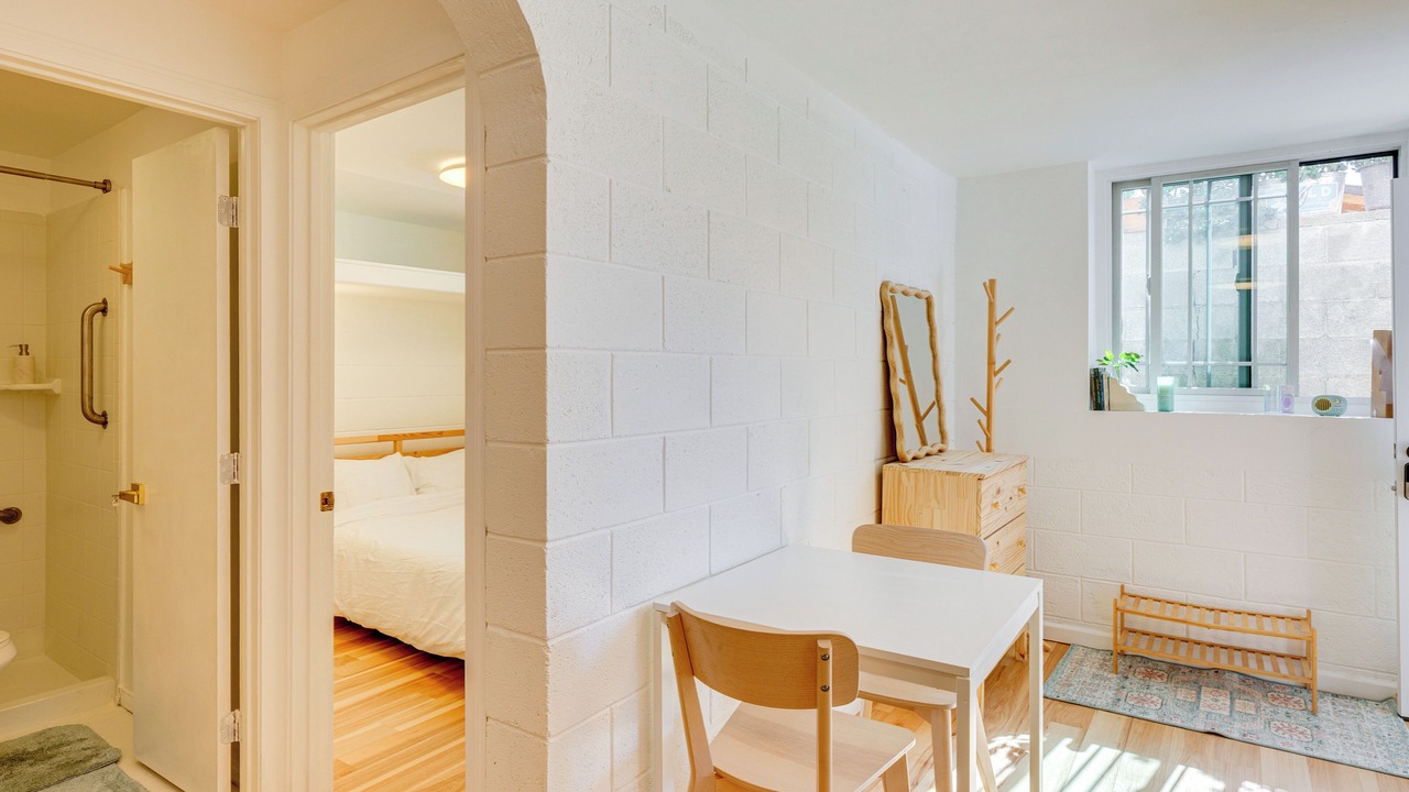 Photo of Bedroom in Los Angeles