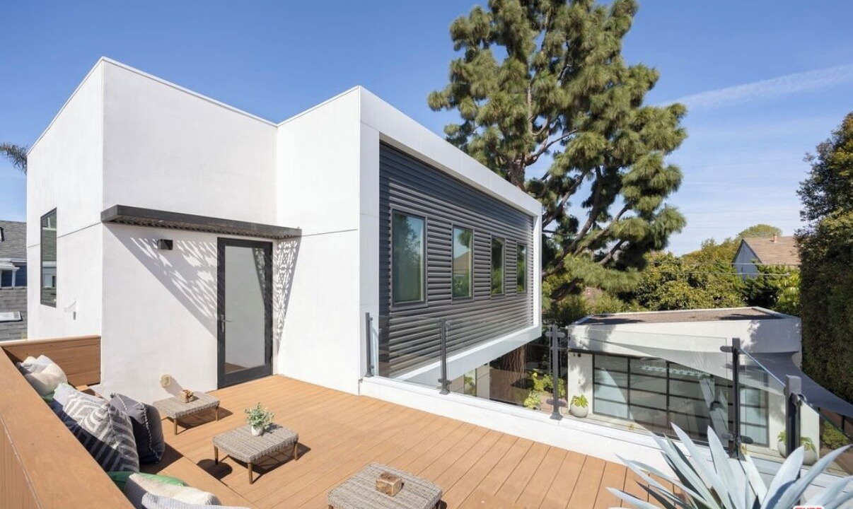 Photo of Patio Balcony in Mar Vista