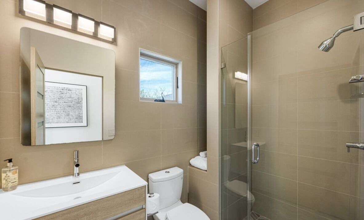 Photo of Bathroom in Mar Vista