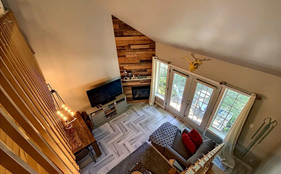 Photo of Livingroom in L'Anse-Saint-Jean