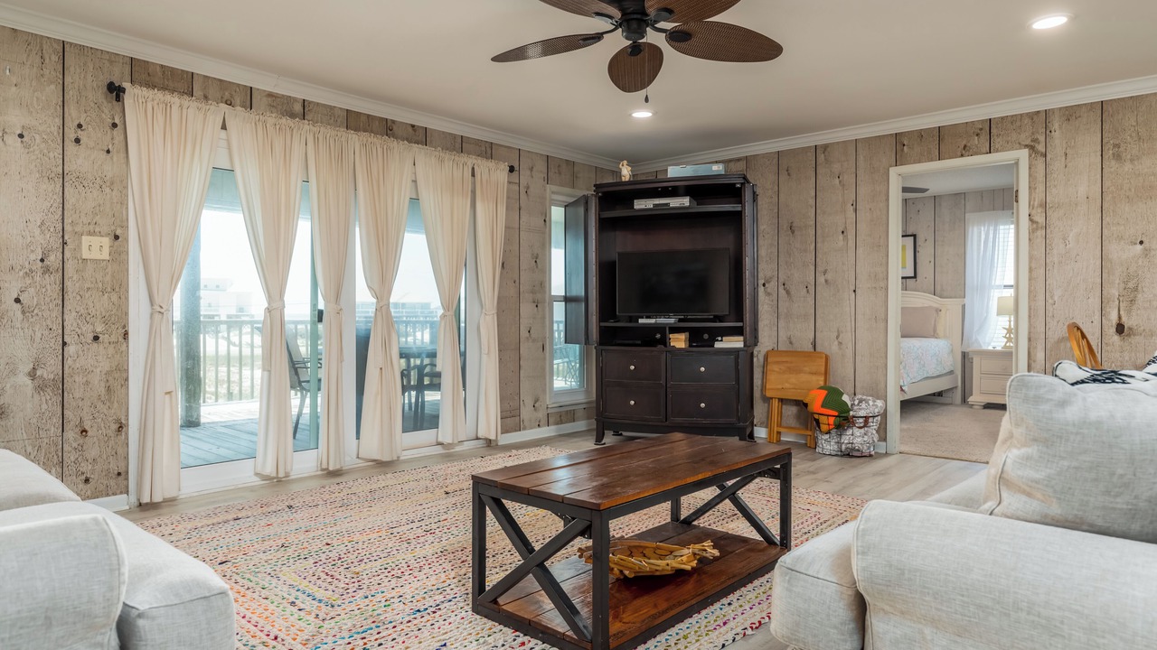 Photo of Bedroom in Silver Cay