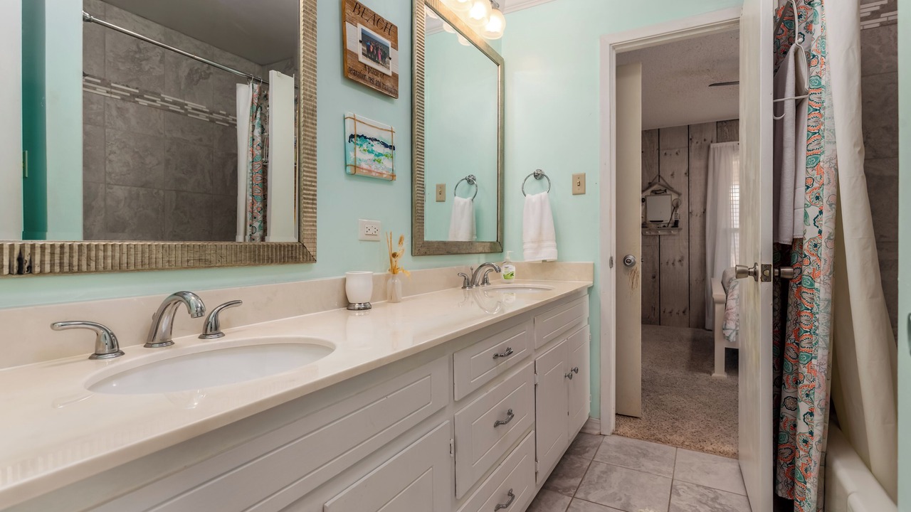Photo of Bathroom in Silver Cay
