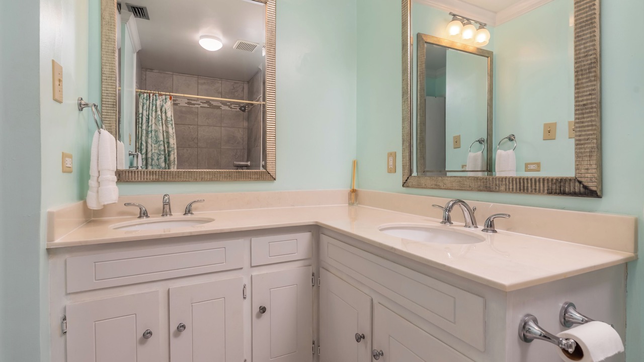 Photo of Bathroom in Silver Cay
