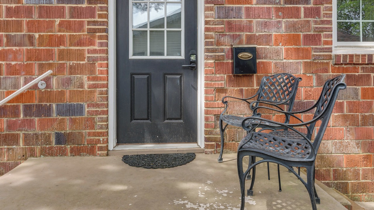Photo of Outdoor in East Hill