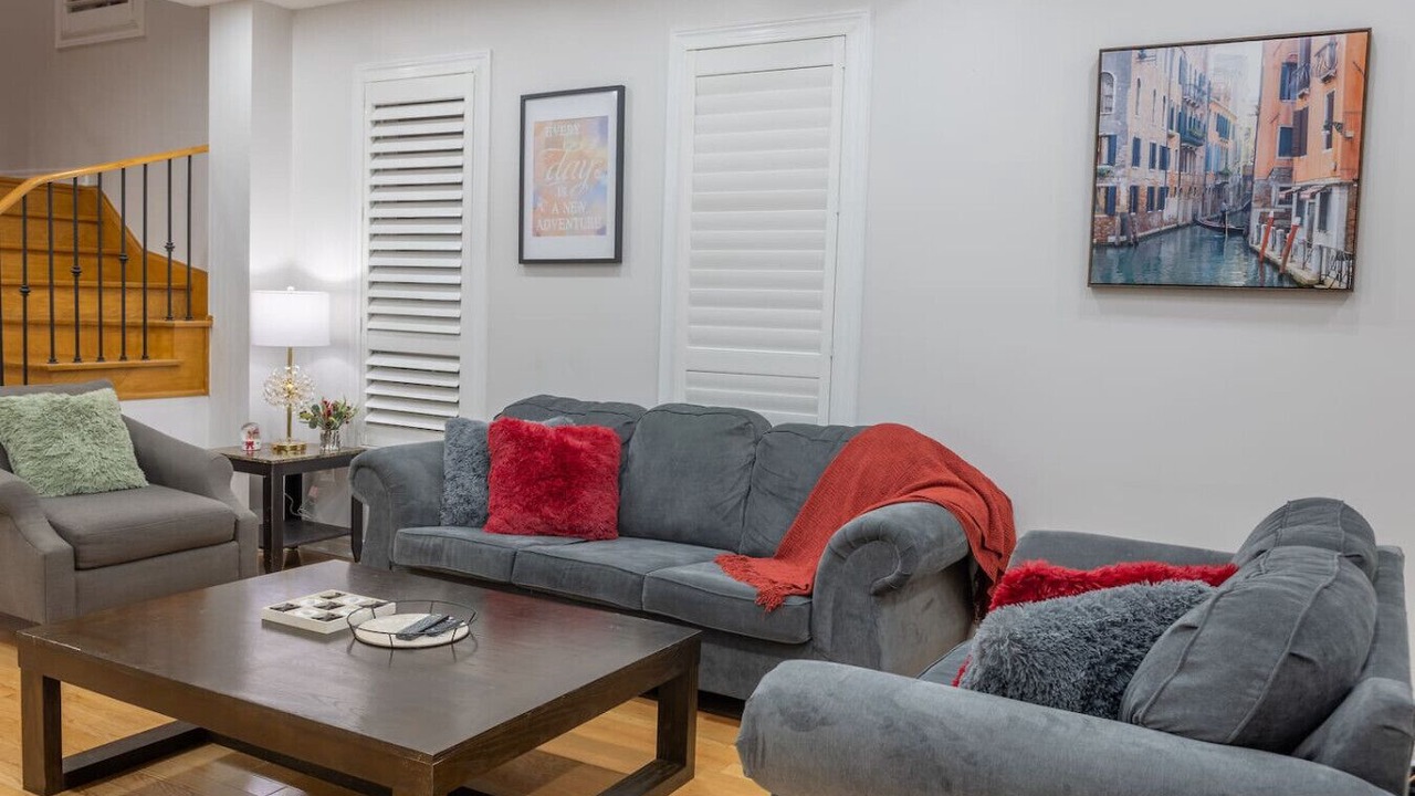 Photo of Livingroom in Brampton