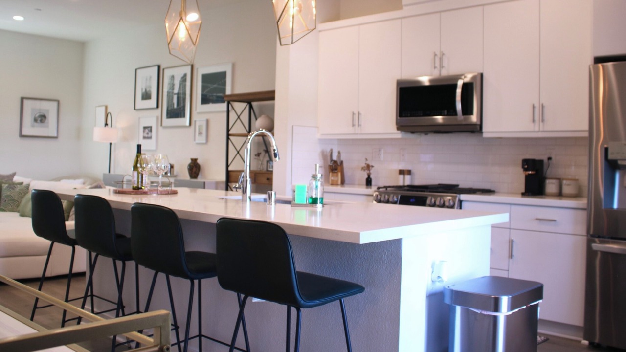 Photo of Kitchen in Platinum Triangle