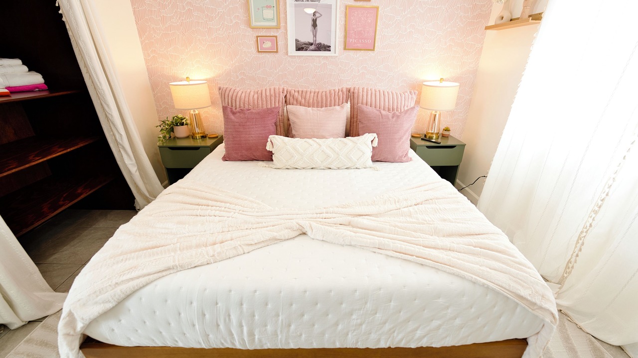 Photo of Bedroom in Hawthorne