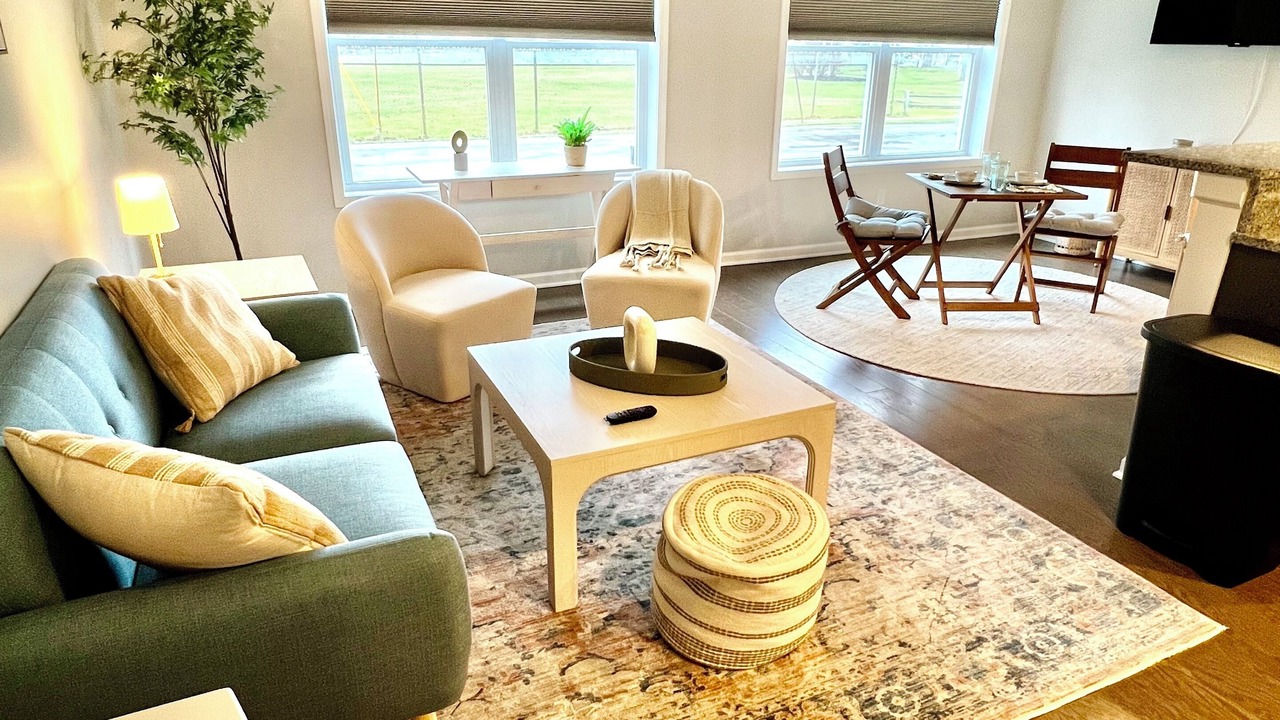 Photo of Livingroom in Lake Erie Beach