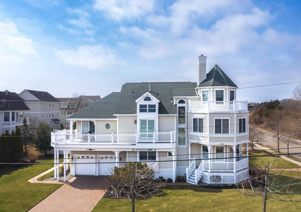 Photo of Outdoor in Admiral Estates