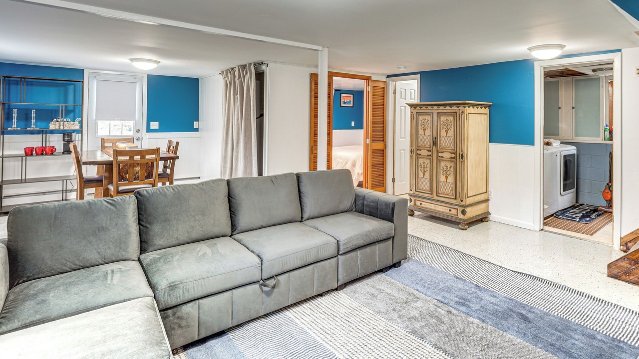 Photo of Livingroom in Highland Falls