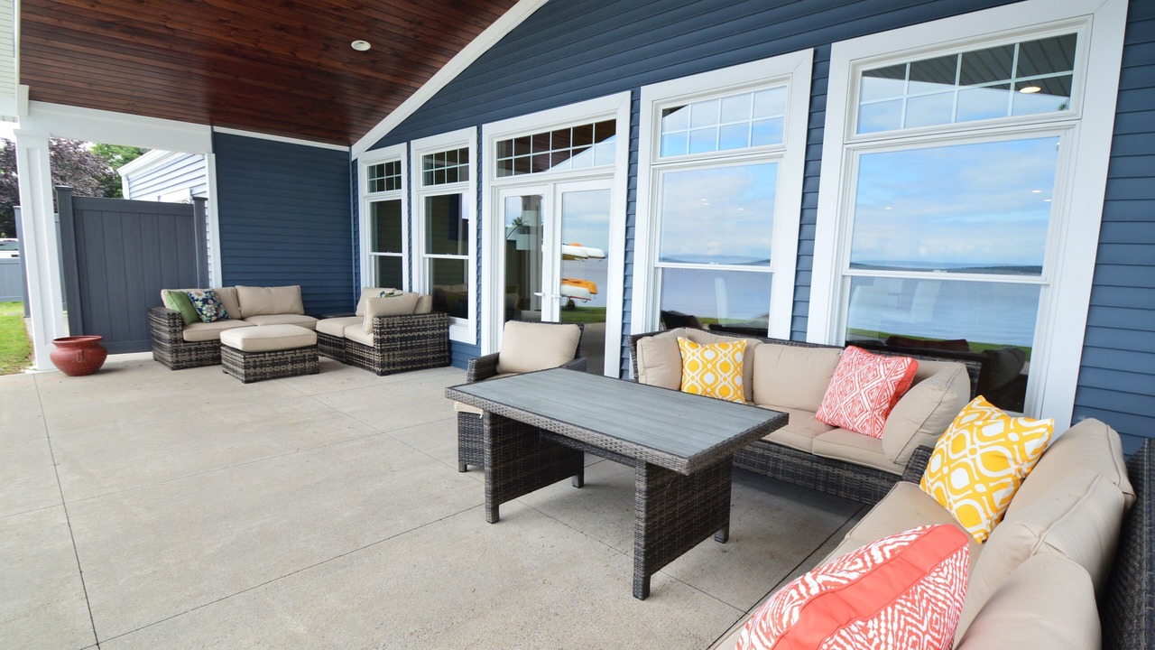 Photo of Patio Balcony in Oaks Corners
