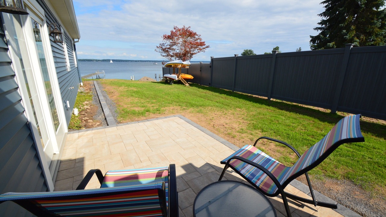 Photo of Patio Balcony in Oaks Corners