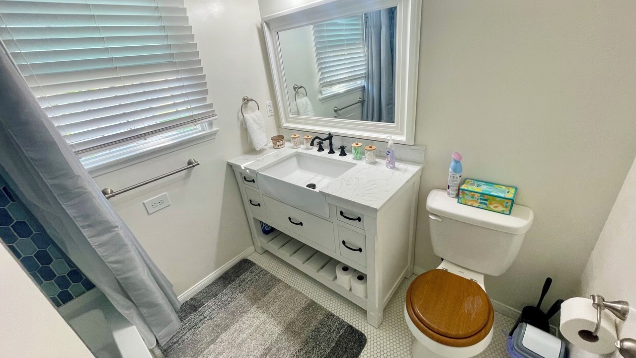 Photo of Bathroom in Inglewood