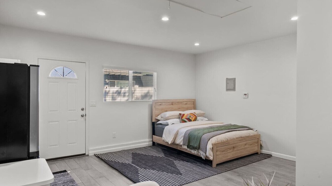 Photo of Bedroom in Valley Village