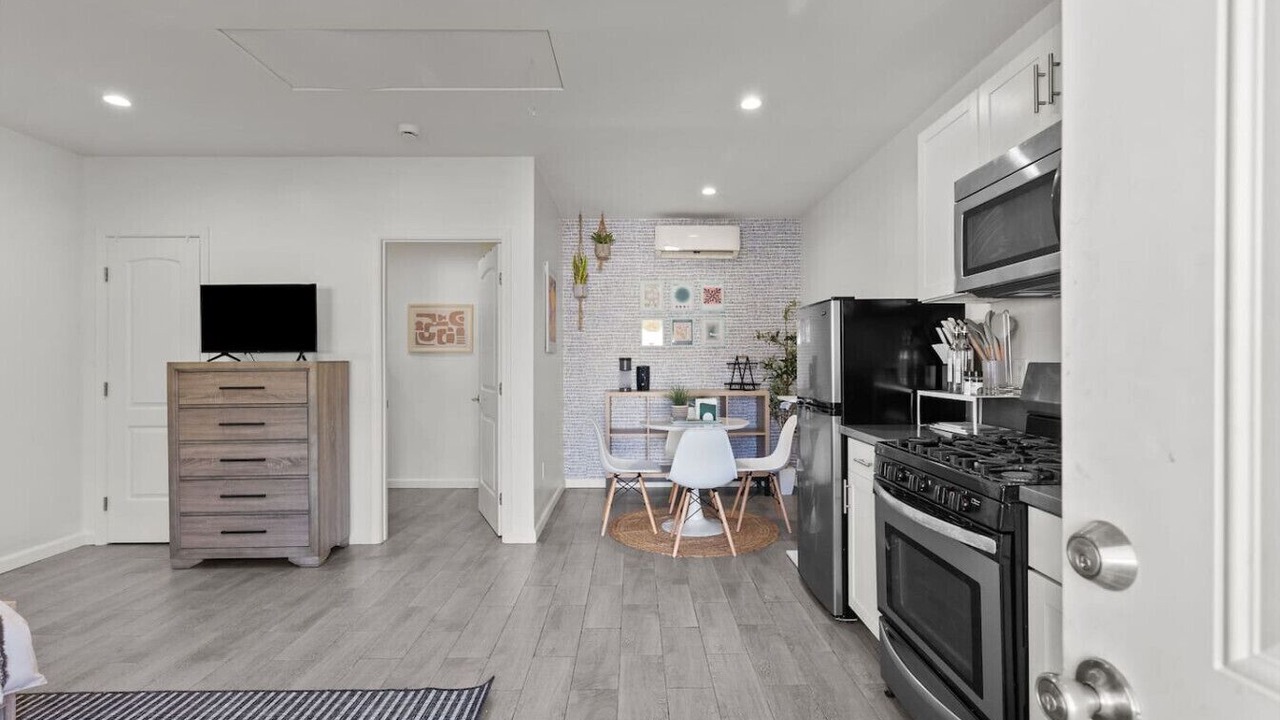 Photo of Kitchen in Valley Village