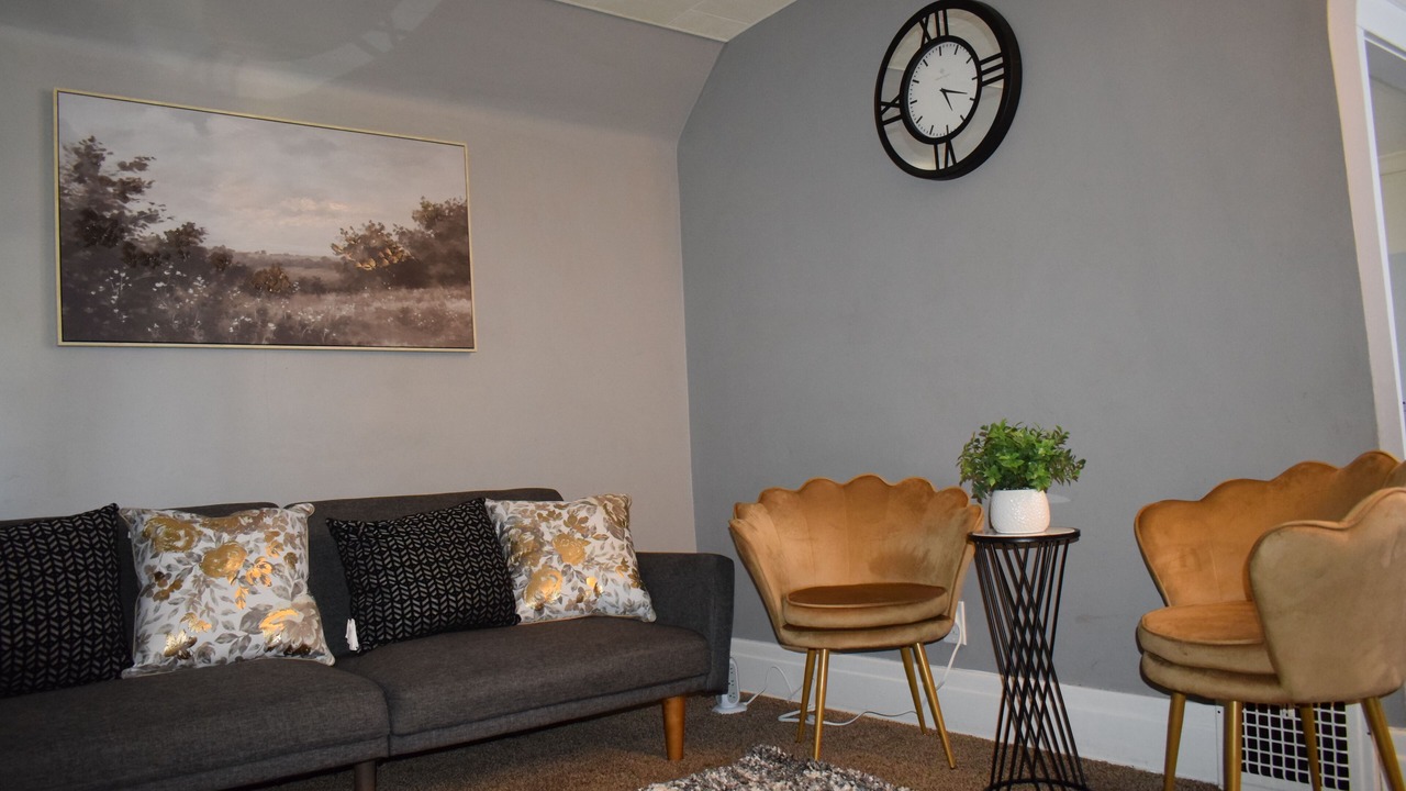 Photo of Livingroom in Cheektowaga