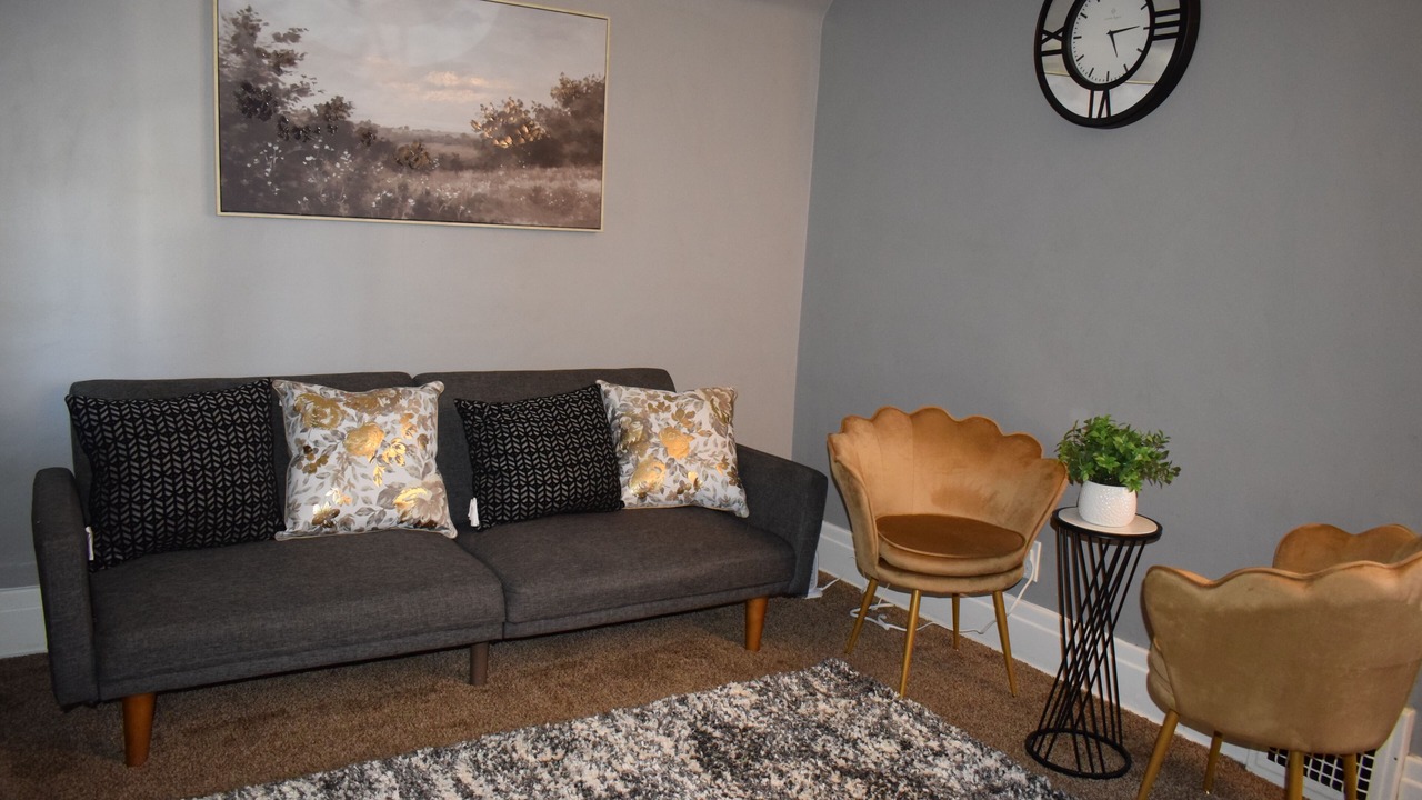 Photo of Livingroom in Cheektowaga