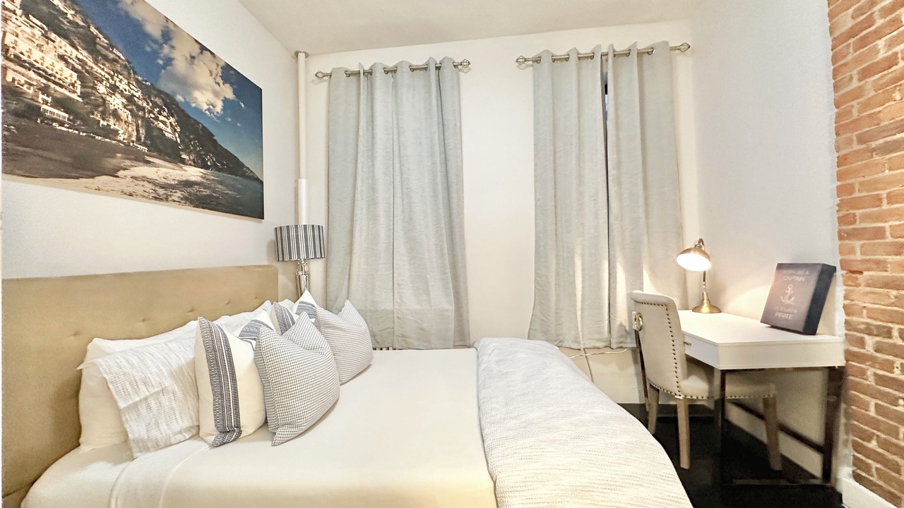 Photo of Bedroom in Chelsea