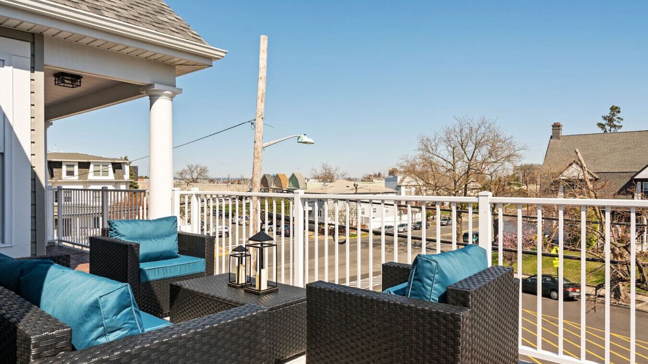 Photo of Patio Balcony in Constable Hook