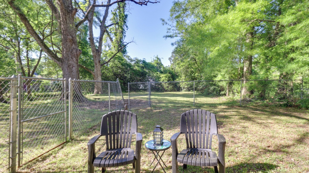 Photo of Outdoor in Brookhaven