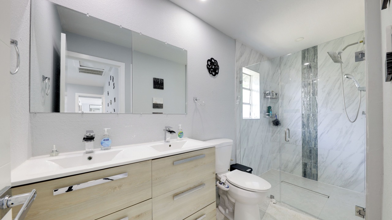 Photo of Bathroom in Little Ranches